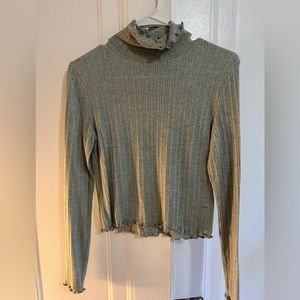 Madewell cropped sleeve turtleneck tee size small